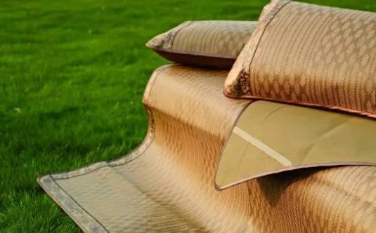 冰丝凉席是什么材质的？冰丝凉席的清洗和保养方法