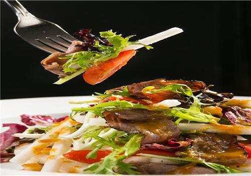 减脂可以吃牛肉吗 一天吃多少牛肉怎么吃牛肉减肥不长肉