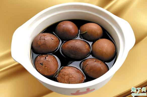 茶叶蛋先放茶叶吗 煮茶叶蛋什么时候放茶叶