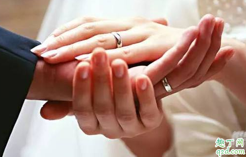 结婚要爱情不要彩礼好吗 没有金钱的婚姻会幸福吗