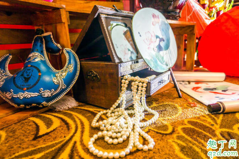 朋友圈电子请帖什么时候发合适 朋友圈电子请柬配文简单一点