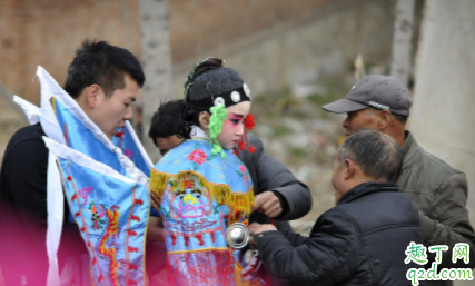 年龄和辈分不符是什么体验 为什么过年拜年按辈分叫人