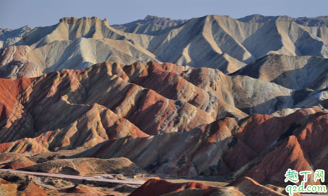张掖丹霞地貌去哪里看 张掖旅游坐车攻略