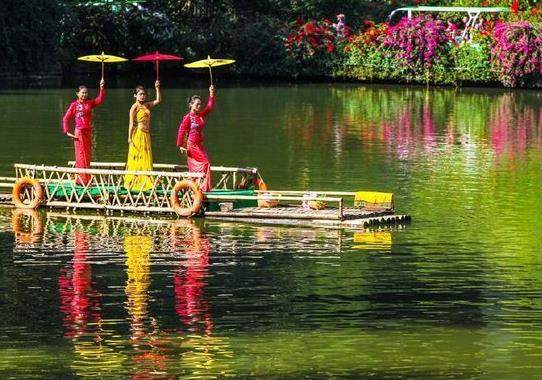 一个人去西双版纳旅游怎么玩划算？去西双版纳旅游要注意的问题