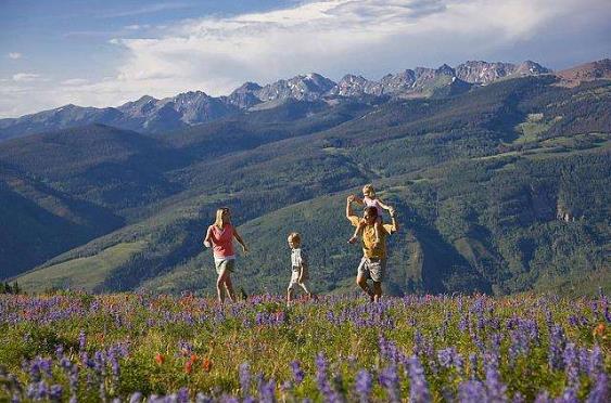 3月份适合去哪里旅游？3月份国内国外旅游攻略