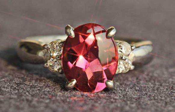 碧玺怎么鉴别优劣？碧玺颜色的含义及鉴别方法