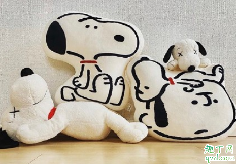 优衣库史努比抱枕在哪买 优衣库史努比联名抱枕多少钱