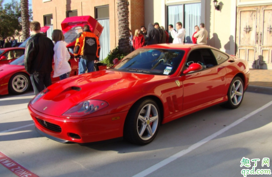 雨刮器刮了还脏怎么回事 雨刮器不归位是啥问题