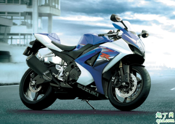 摩托车化油器怎么放油不出 摩托车几年要换化油器