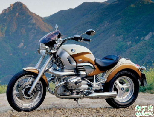 摩托车电喷的会比较省油吗 摩托车倒了过后漏油有关系吗