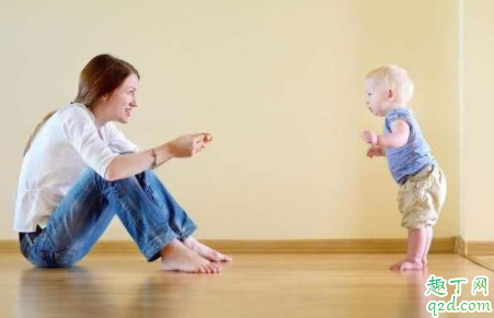 一岁半宝宝走路罗圈腿怎么办 宝宝走路罗圈腿如何改善