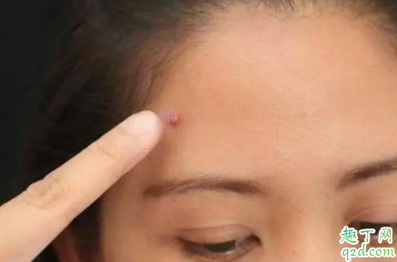 戴口罩还需要防晒吗 戴口罩还能化妆吗