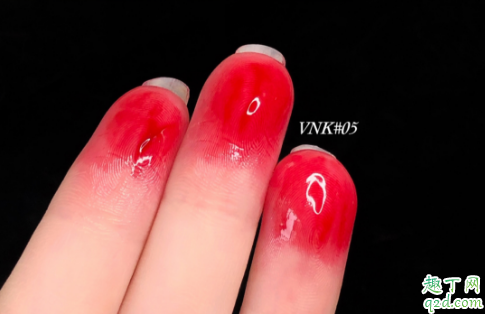 vnk水光唇釉05什么颜色 vnk水光唇釉05口红试色