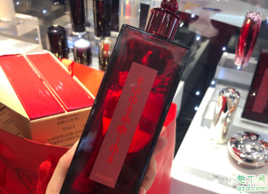 资生堂红色蜜露后面还用水吗 资生堂红色蜜露怎么打开