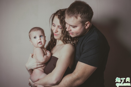 喂奶会影响乳房形状吗 乳房软的是不是奶水少