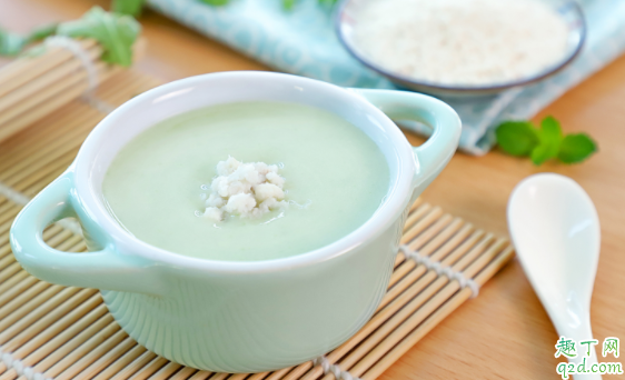 婴儿加辅食米粉要吃多长时间 婴儿辅食什么时候可以不吃网上米粉