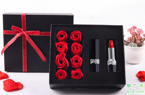 口红小样是真的吗 口红小样和正装颜色一样吗