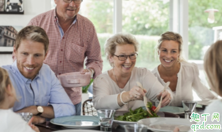 为什么有的母亲总希望儿子离婚 婆婆老和儿媳对立怎么回事