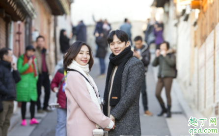 女人的哪些行为是在撩你 为什么有些女生一直想给我介绍女朋友