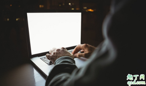 2020年10月1日上班是6倍工资吗 国庆和中秋节同一天加班费计算方法