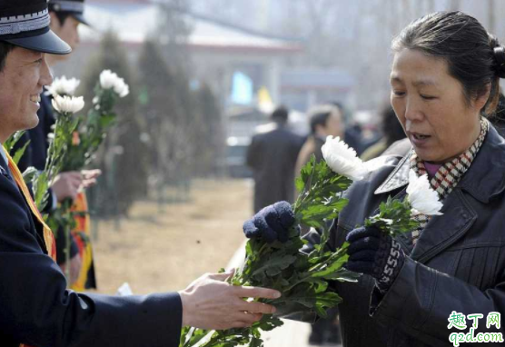 2020清明节是阳历哪一天 2020清明节放假要调休吗