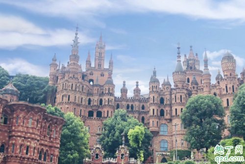 重庆蛋糕城堡在哪里 重庆蛋糕魔法城堡几点开门