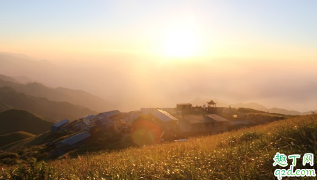 武功山帐篷是山下租好还是山上租好 武功山帐篷自己带还是租