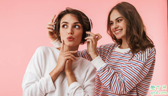 睡衣是蕾丝好还是纯棉的好 睡衣什么布料的舒服又好穿