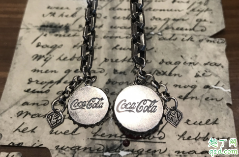 monologue可口可乐手链怎么戴 周大福独白可口可乐尺寸测量