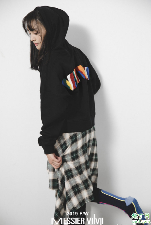 女儿们的恋爱郑爽衣服品牌在哪买 郑爽自创衣服品牌叫什么