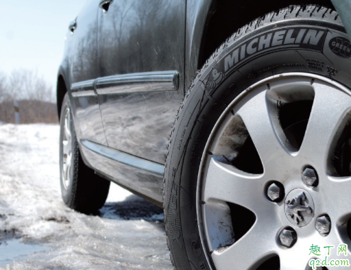 雪地胎会不会费油一点 雪地胎可以全年使用吗