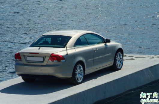 车长时间停放怎样不伤车 长期停放的车怎么保养