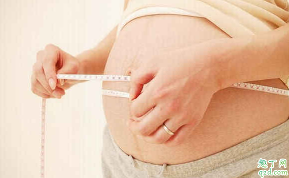 预产期超过几天就不能再等了 预产期最多可以晚多久