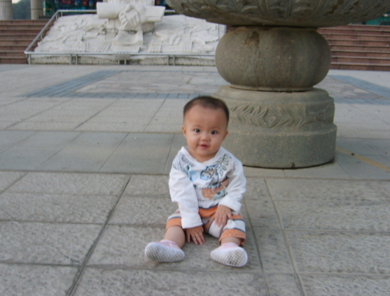 孕期溢奶会影响宝宝吗 孕期溢奶是什么意思