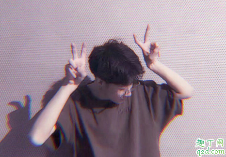 男朋友超过十天不和我见面正常吗 冷淡期和不爱了有什么不同