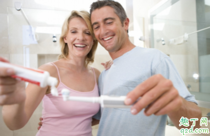 情侣租房要AA吗 情侣租房男生要AA是抠门吗