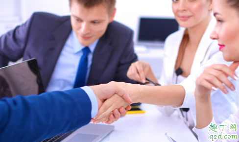 每月赚一万的工作有哪些 不怕苦不怕累什么工作可以月入过万