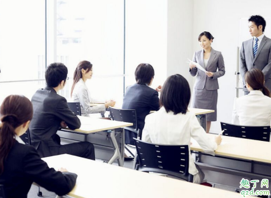 怎样克服职场上的不自信 初入职场不适应想放弃怎么办