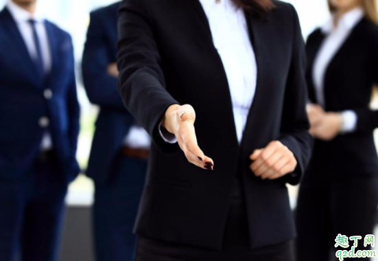 如何尽快找到合适的工作 怎么在工作中找到自己的专长