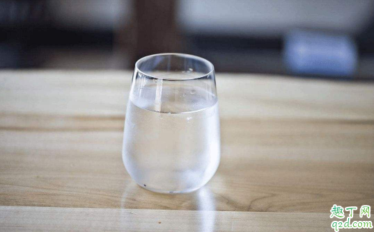 新型冠状病毒盐水漱口有用吗 盐水漱口能预防冠状病毒吗