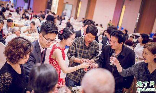 回门宴是中午办还是晚上办 女方回门宴还收礼金吗