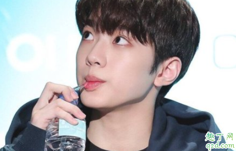 女生最欣赏的男生是什么样子的 女生欣赏的男生类型