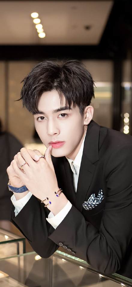 宋威龙壁纸高清无水印2020 宋威龙手机壁纸最新版合集