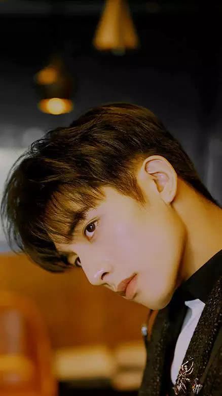 宋威龙壁纸高清无水印2020 宋威龙手机壁纸最新版合集