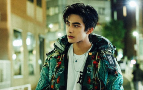 宋威龙壁纸高清无水印2020 宋威龙手机壁纸最新版合集