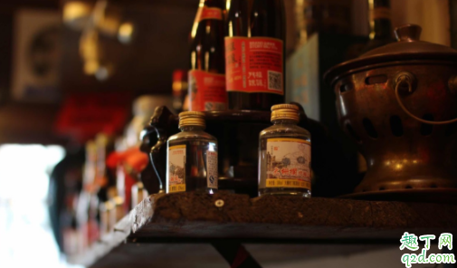 酒精消毒后能抽烟吗 酒精消毒能杀死冠状病毒吗