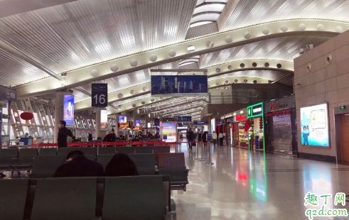 新型冠状病毒期间坐飞机怎么办 坐飞机能带消毒水吗