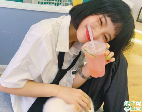 睡美人破解版下载地址在哪 睡美人直播app二维码分享