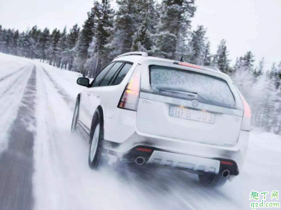 防冻液消耗快怎么处理 冷车漏防冻液热车不漏是怎么回事