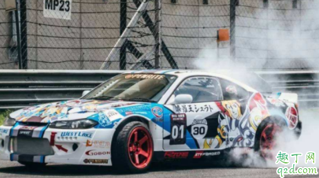 汽车经常踩地板油会怎样 猛踩地板油对发动机有危害吗